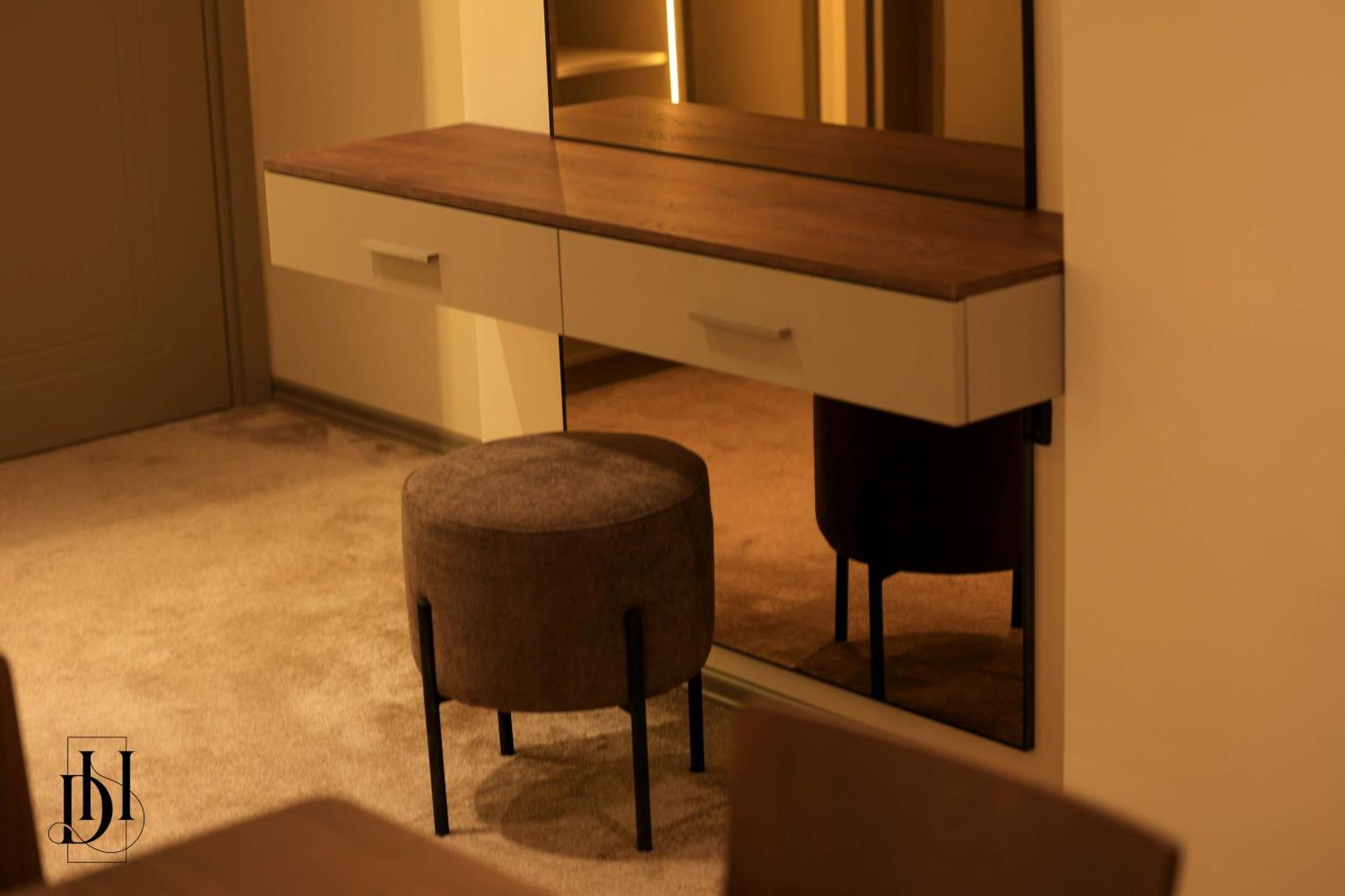 Hotel Deha & Tirana